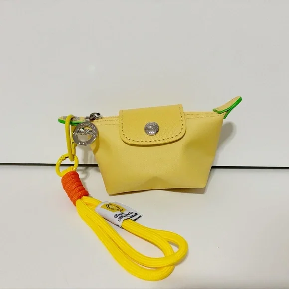 🌸New Longchamp Yellow Nylon Wristlet Coin Purse - Picture 1 of 5